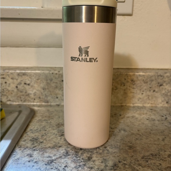 Stanley Other - Stanley Rose Quartz Aerolight 16oz Tumbler